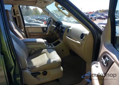 2004 Ford Expedition Eddie Bauer из США, поврежденный, VIN 1FMRU17W24LA37790